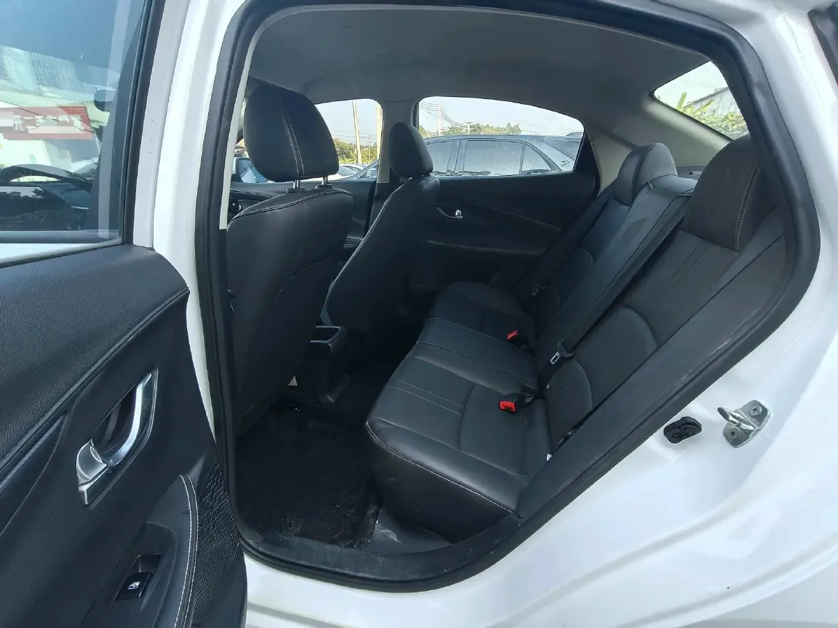 2019 ChangAn Alsvin 1.5L 107HP L4 5DCT,autocango,china used car exporter,china ev exporter,chinese used car exporter,chinese used ev exporter