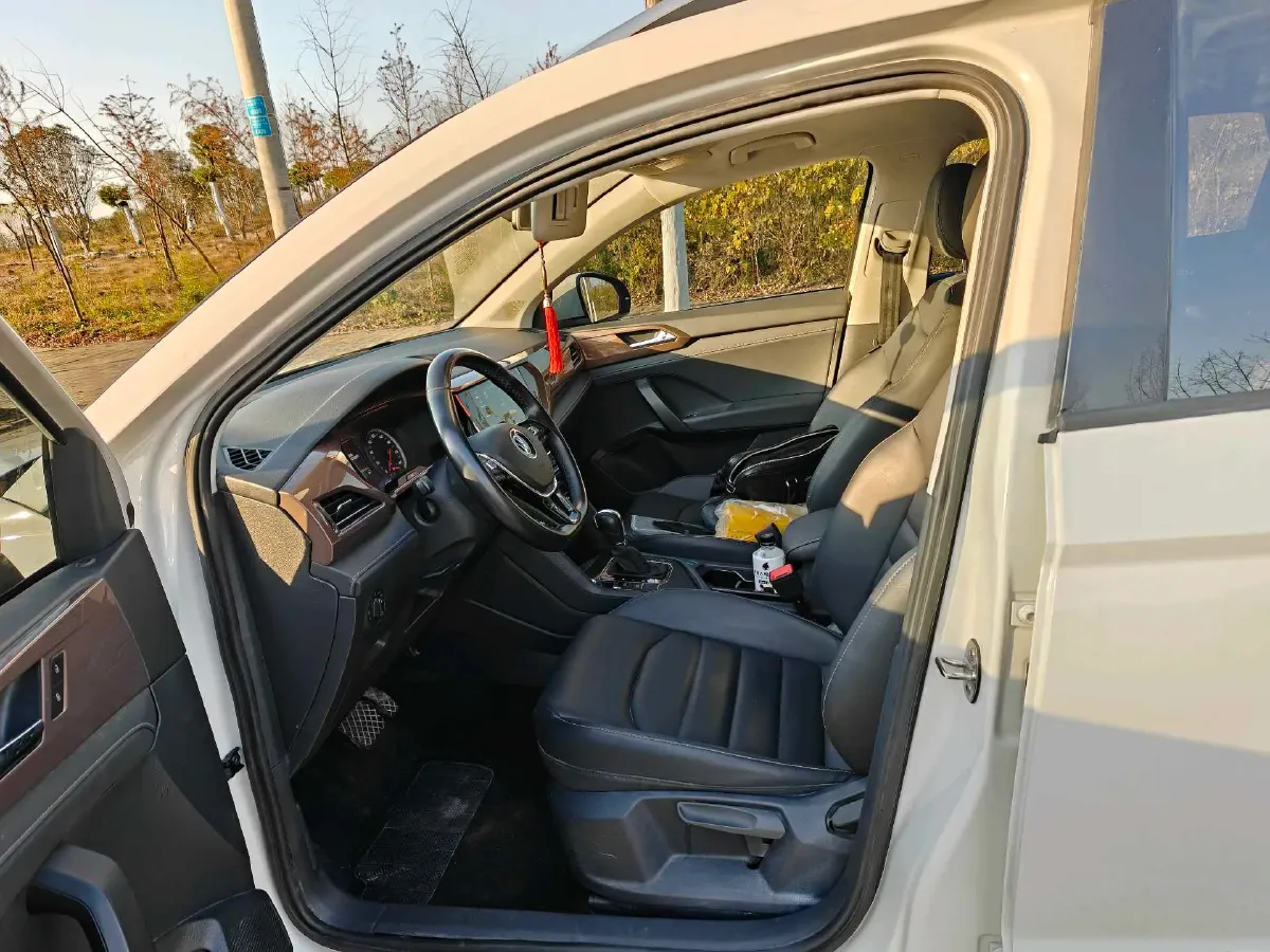 2021 Volkswagen Tharu 1.4T 150HP L4 7DCT,autocango,china used car exporter,china ev exporter,chinese used car exporter,chinese used ev exporter