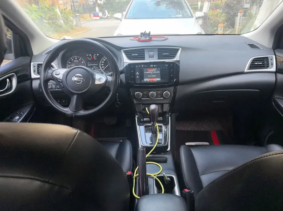 2021 NISSAN SYLPHY thumbnail 4