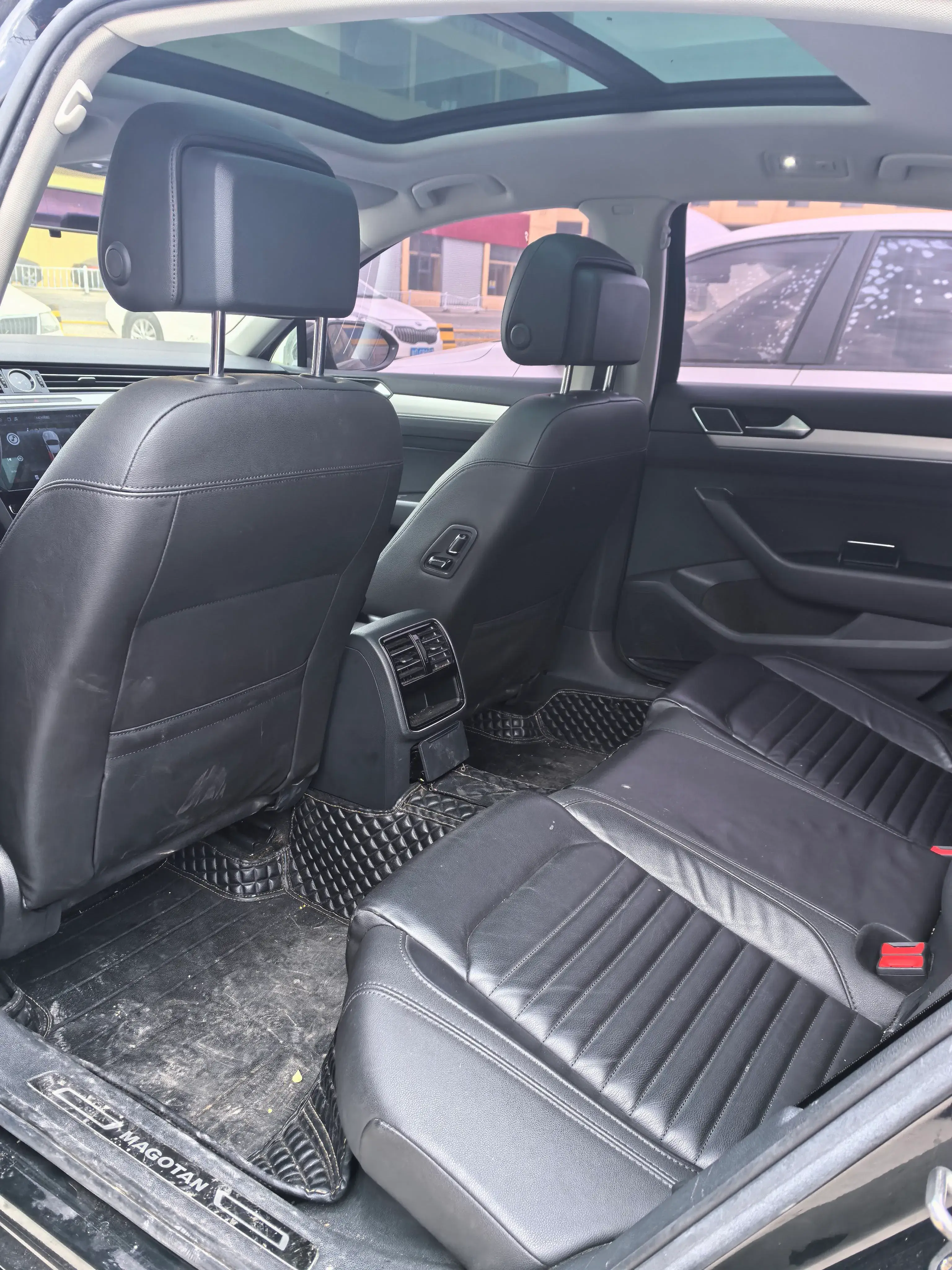 2019 CHEVROLET MALIBU thumbnail 4