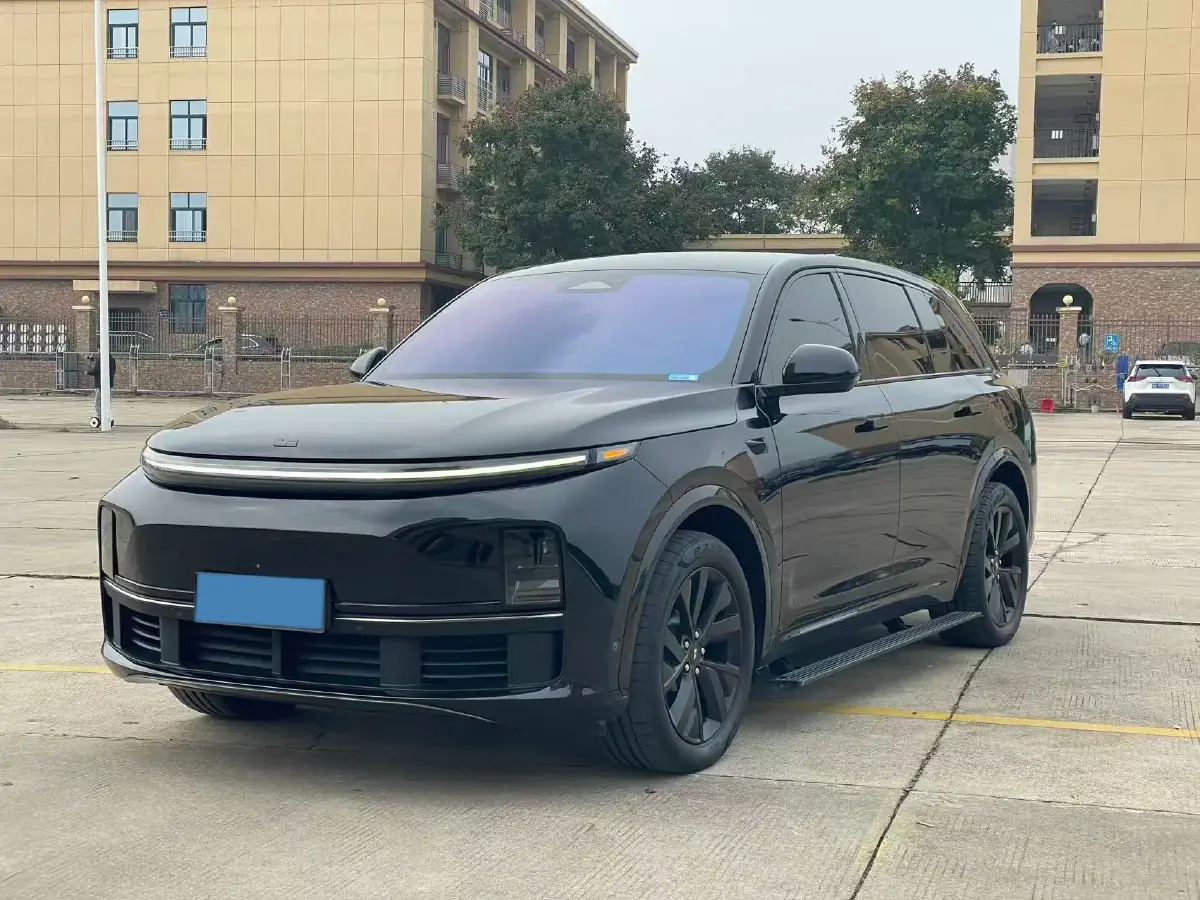 2023 Li L7 Range Extended 154HP REEV 40.9KWH