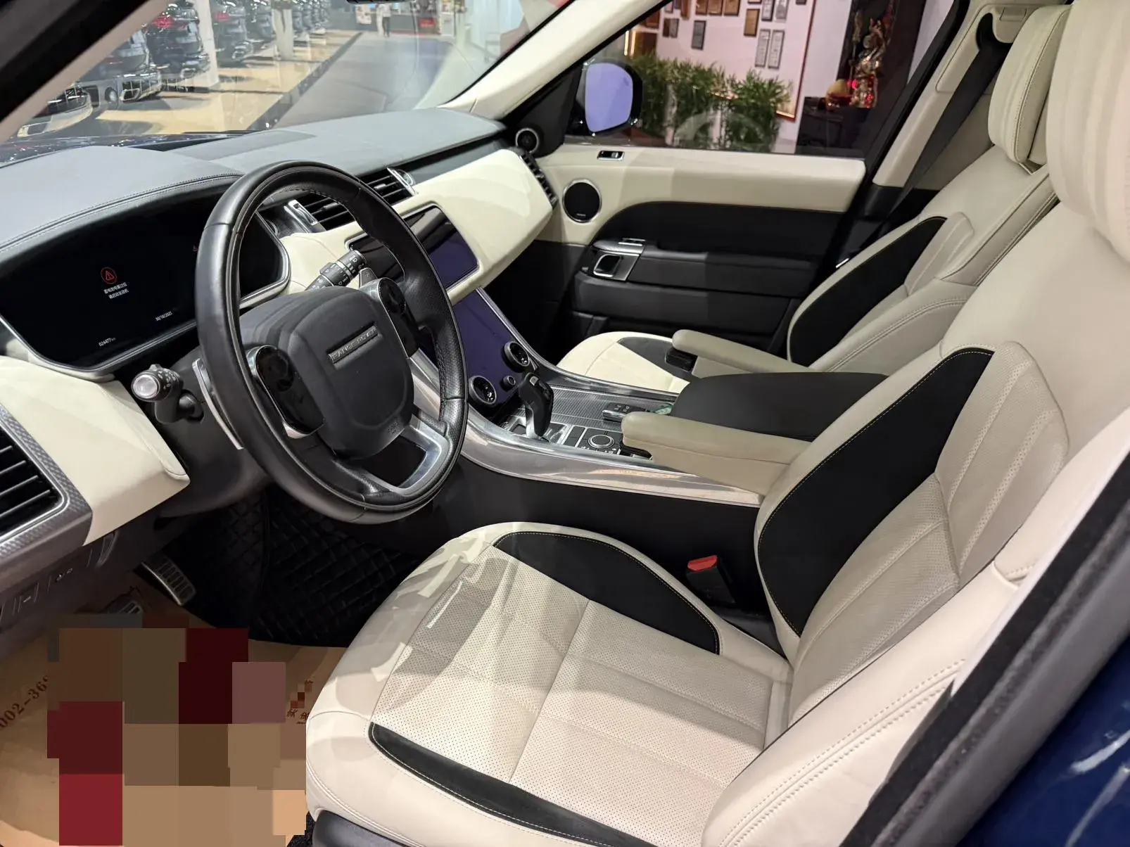 2022 LAND ROVER thumbnail 3