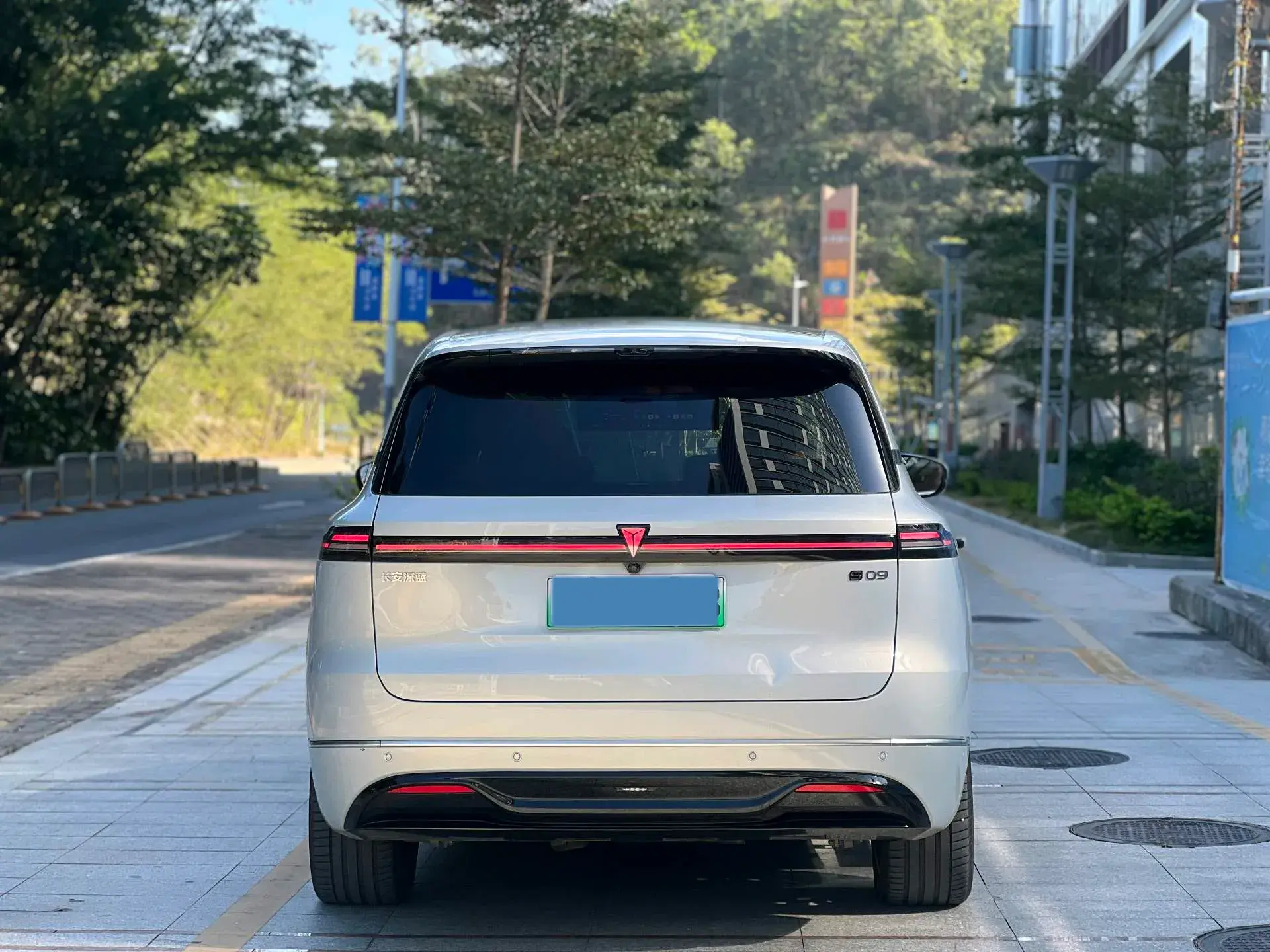 2025 DEEPAL S09 thumbnail 4