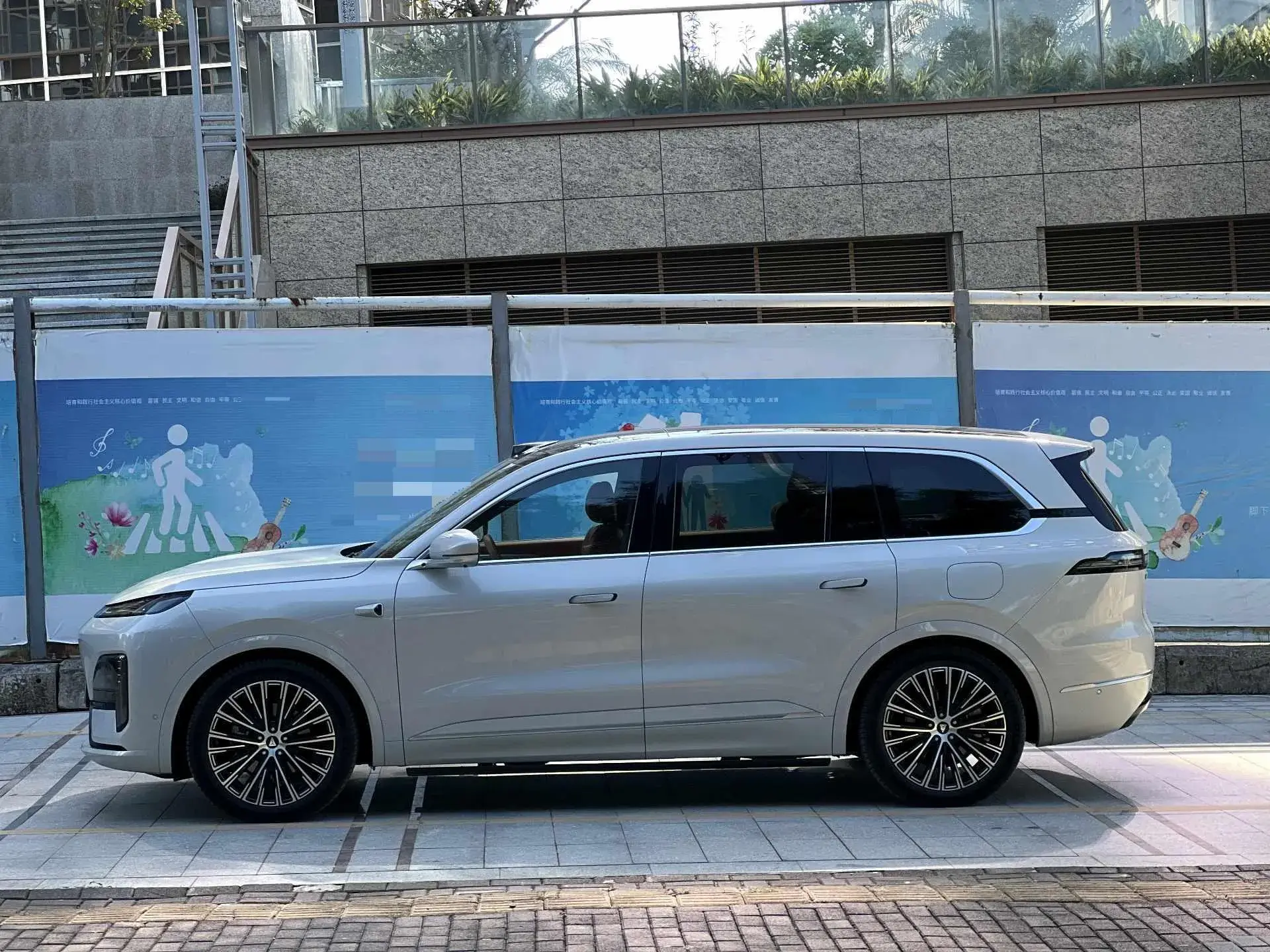 2025 DEEPAL S09 thumbnail 3