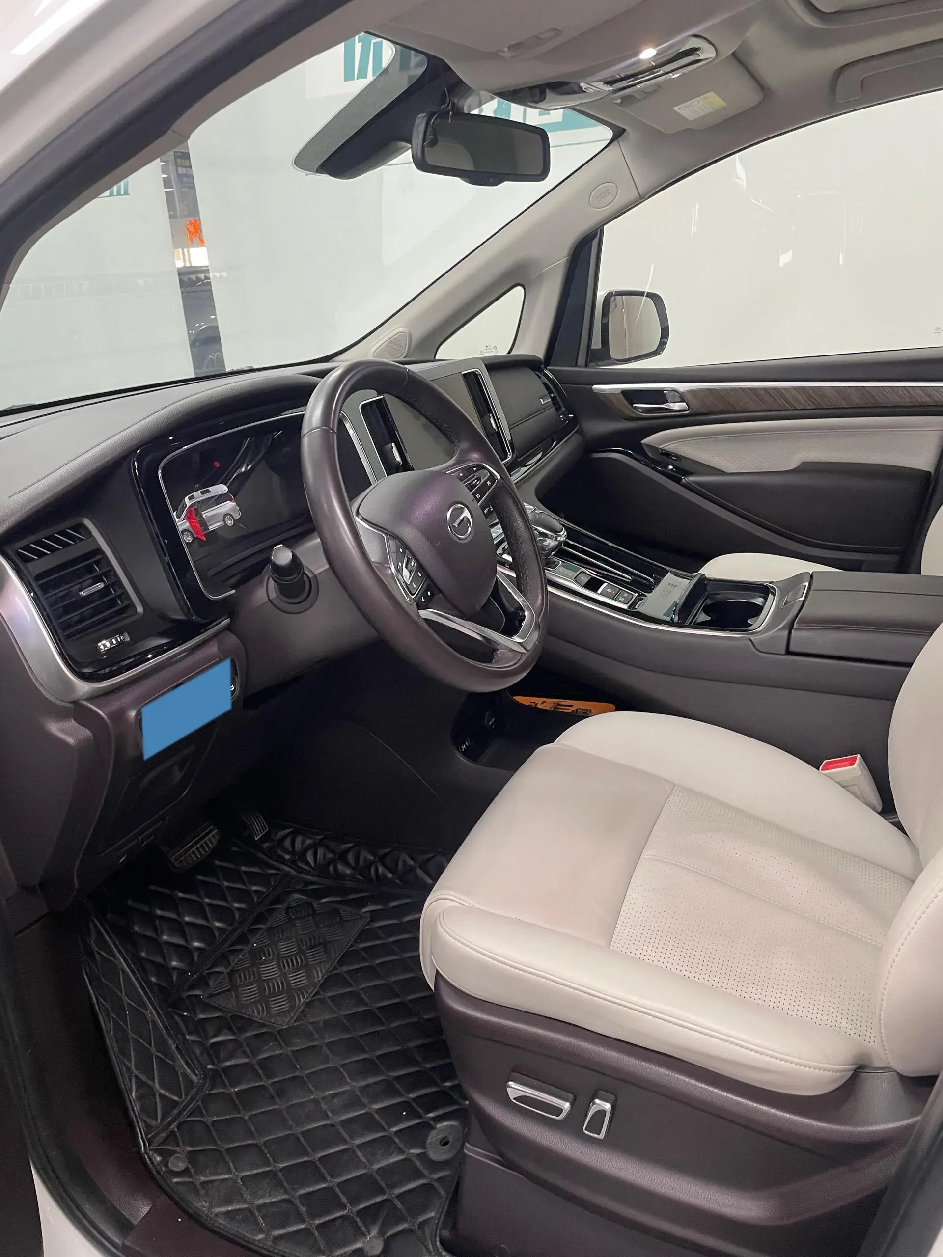 2021 GAC TRUMPCHI thumbnail 4