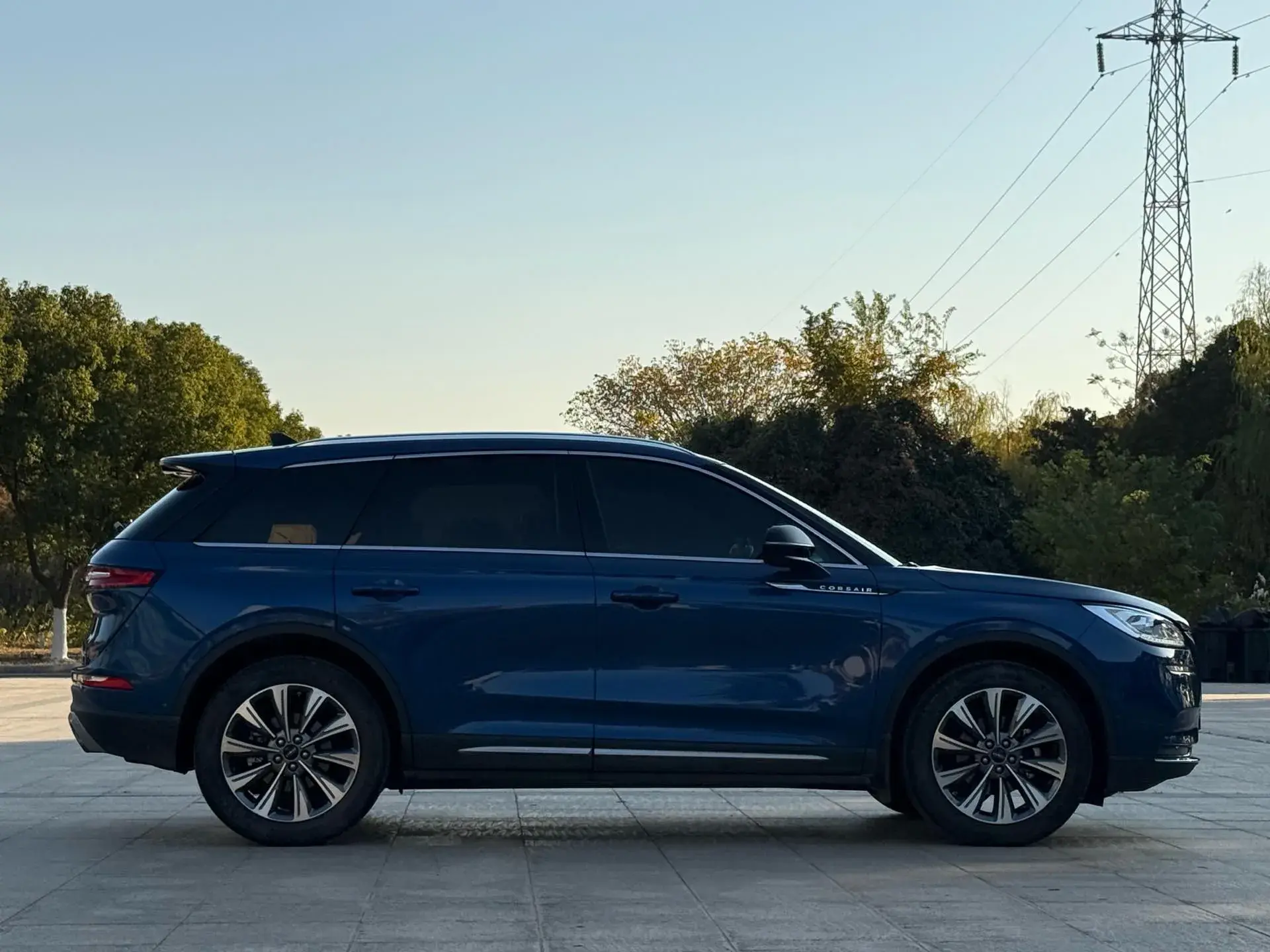 2020 LEXUS NX thumbnail 3