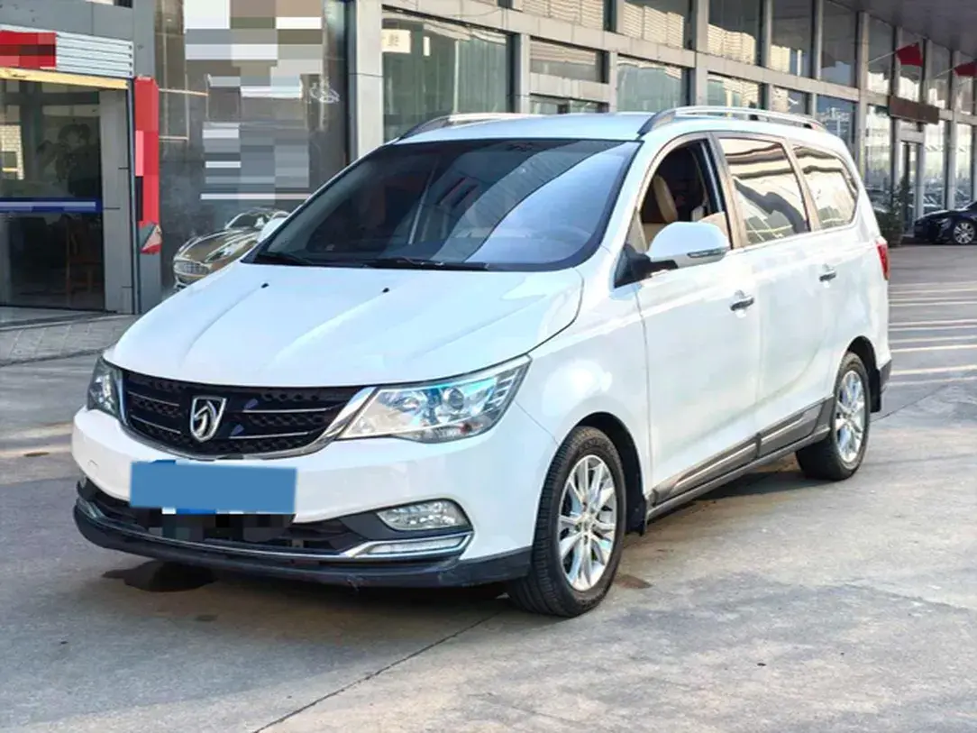 2016 BaoJun 560 1.5T 150HP L4 6MT