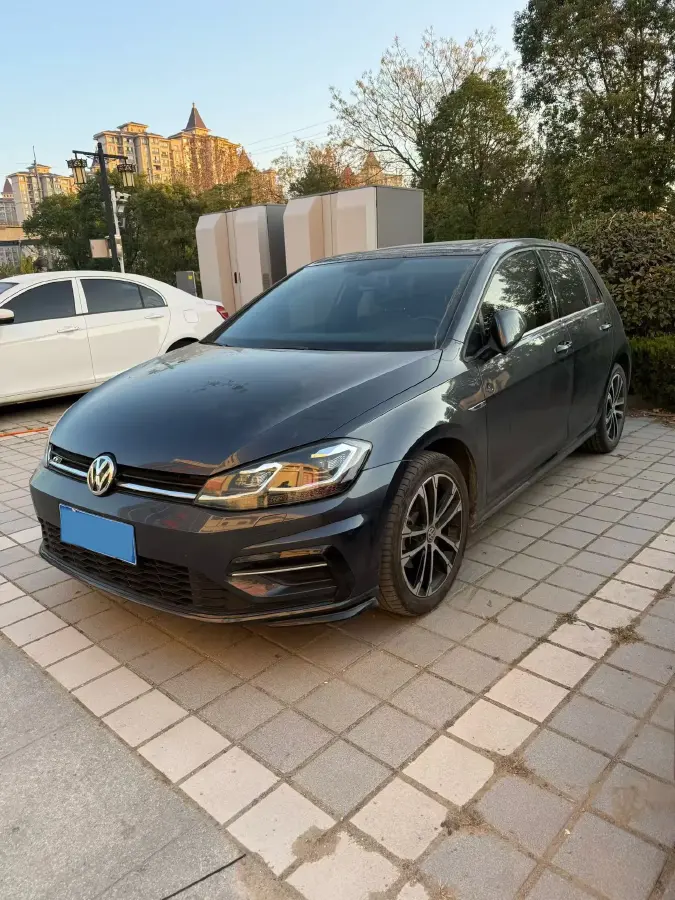 2020 Volkswagen Golf 1.4T 150HP L4 7DCT