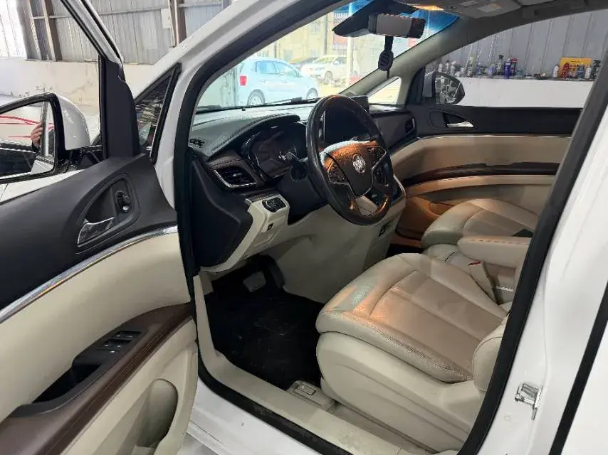 2020 BUICK GL8 thumbnail 3