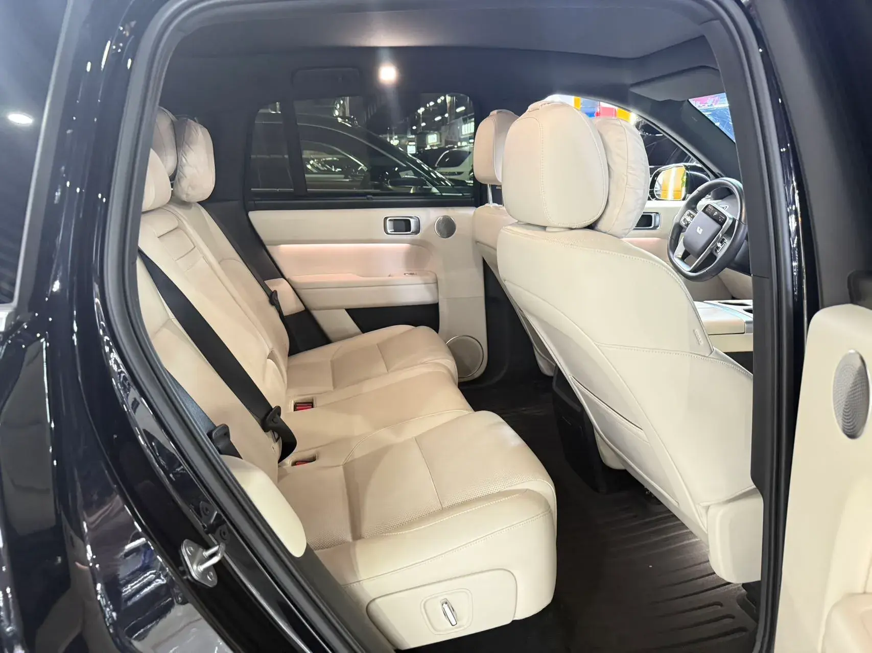 2024 LI L6 thumbnail 4