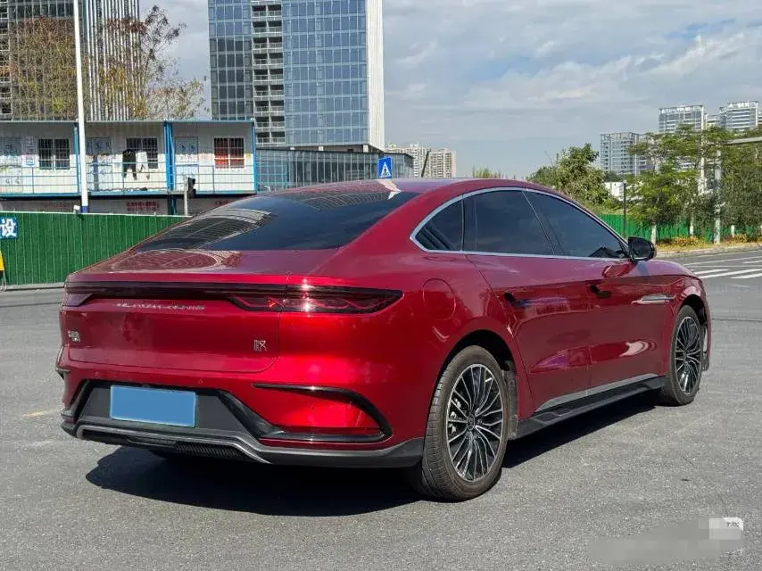 2022 VOLKSWAGEN TIGUAN thumbnail 3