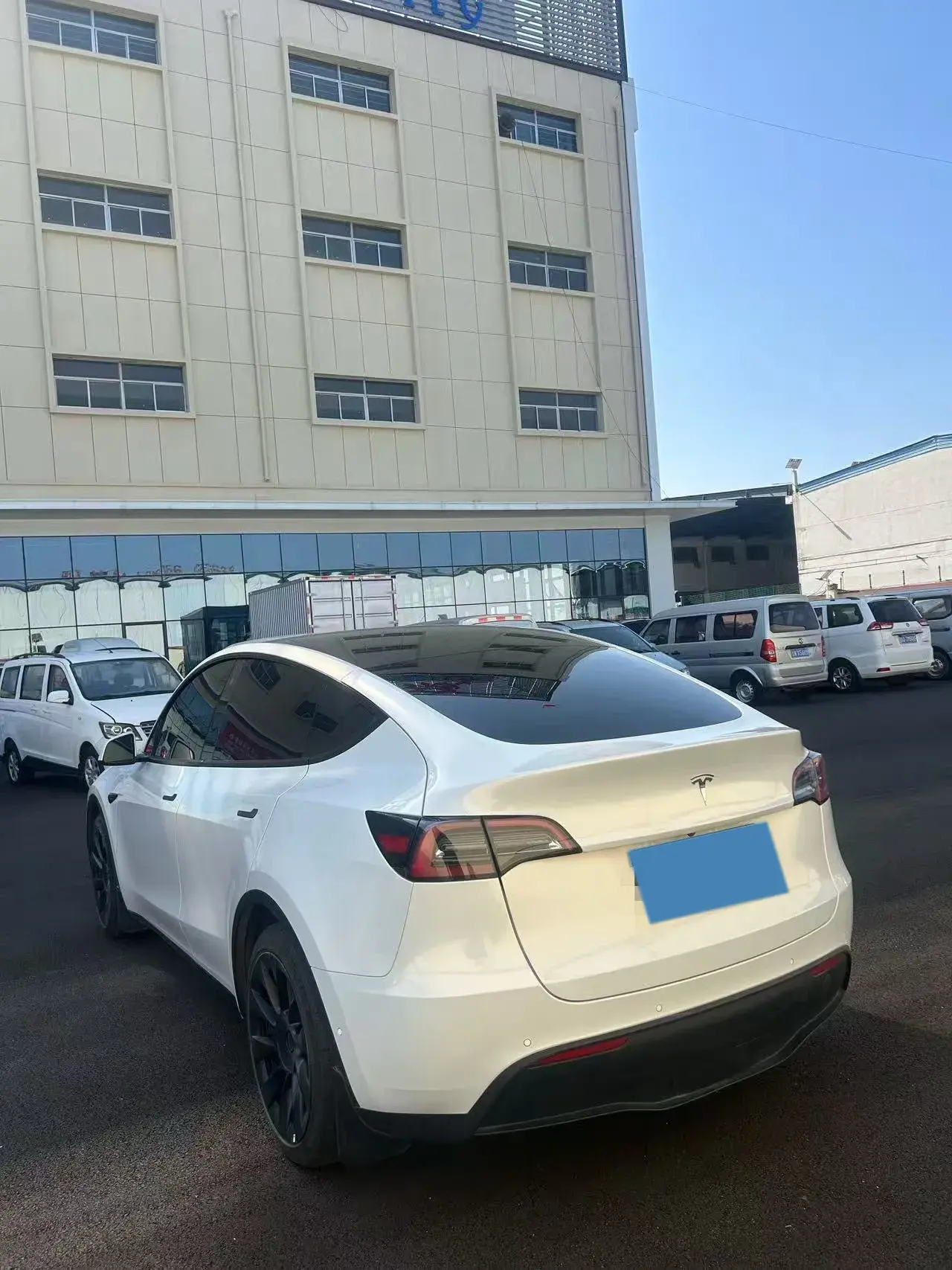 2022 TESLA MODEL thumbnail 2