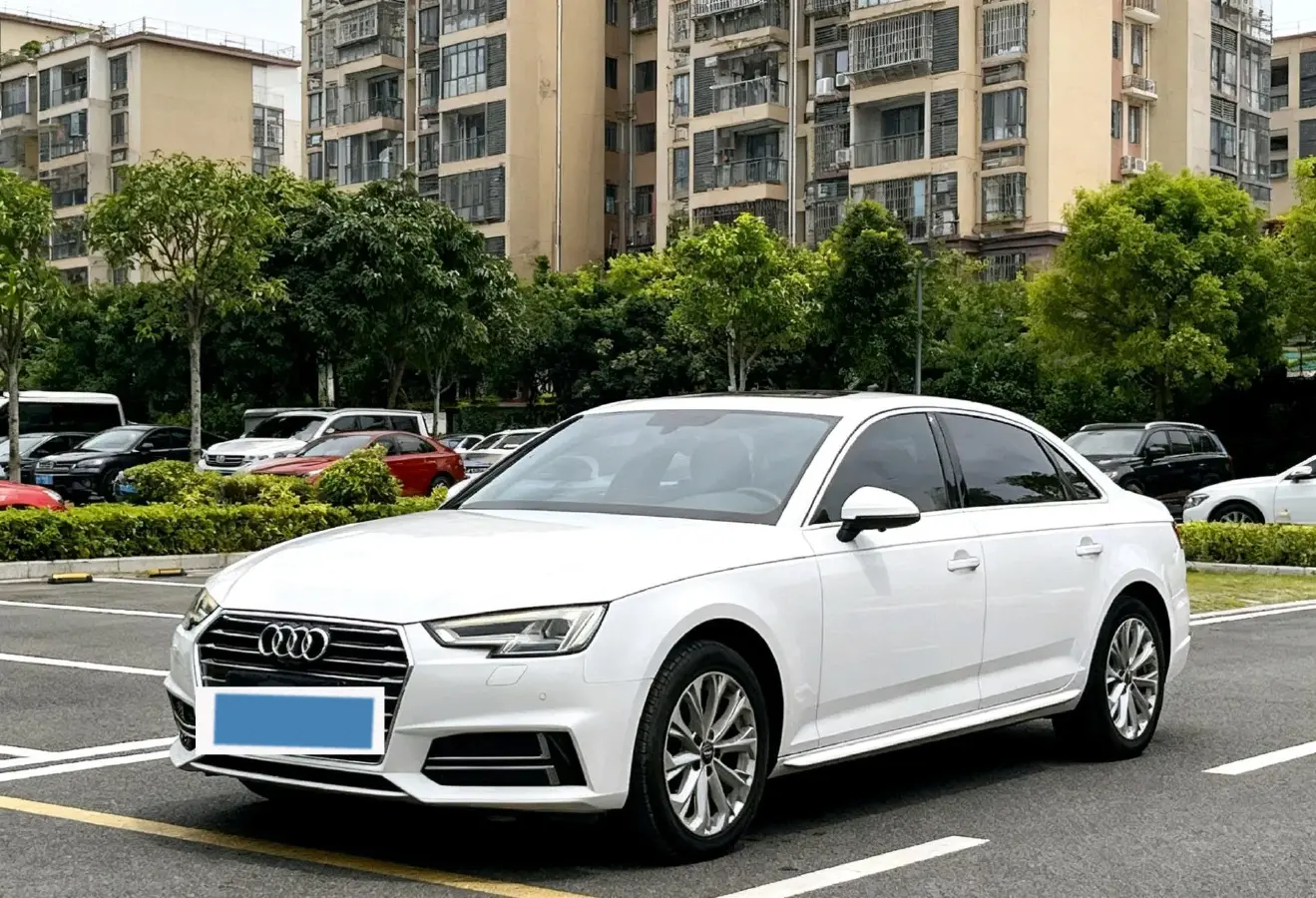 2019 Audi A4L 2.0T 190HP L4 7DCT