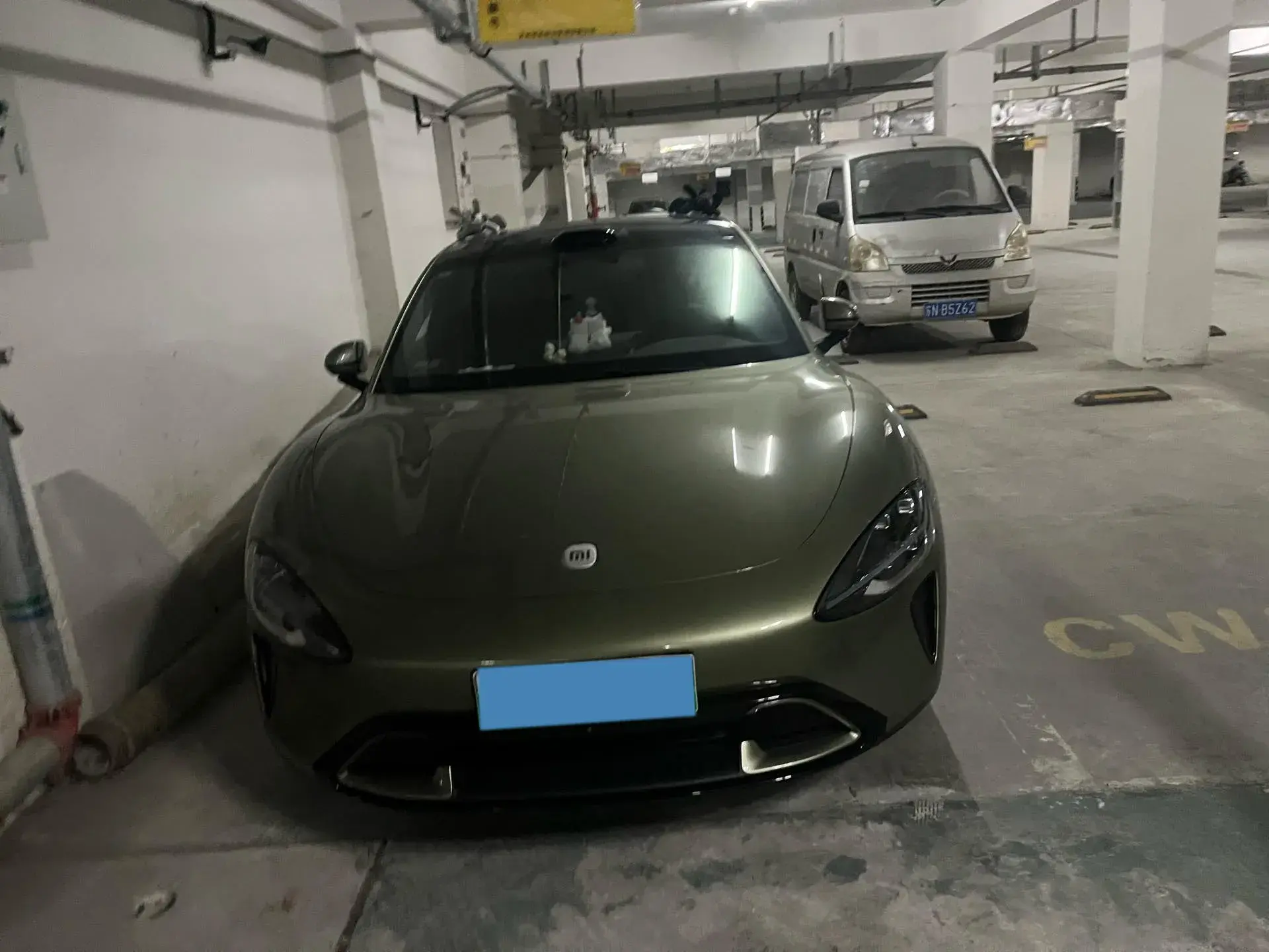 2024 MI SU7 thumbnail 2