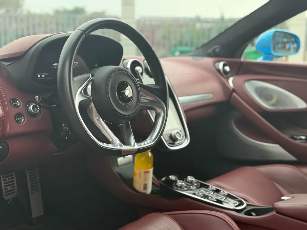 2022 McLaren GT 4.0T 620HP V8 7DCT,autocango,china used car exporter,china ev exporter,chinese used car exporter,chinese used ev exporter