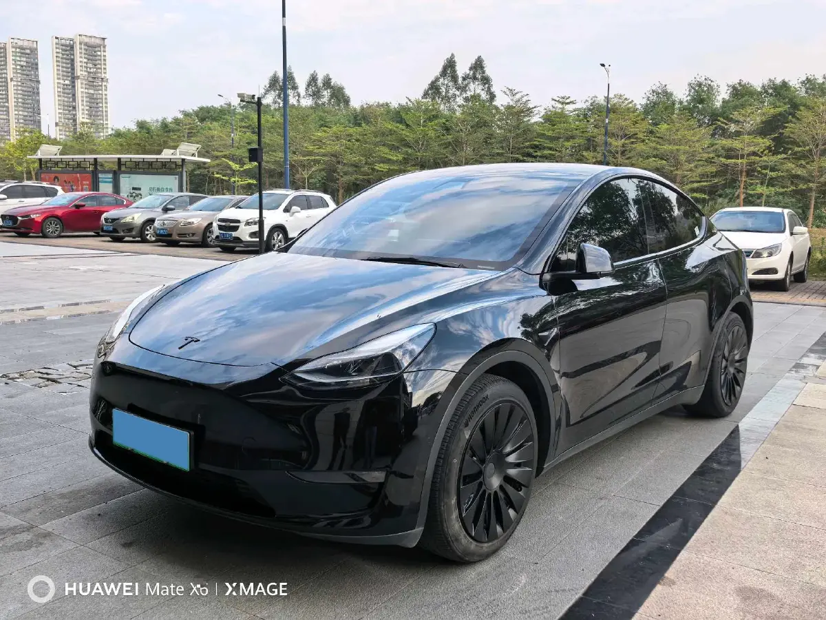 2021 Tesla Model Y BEV 60KWH
