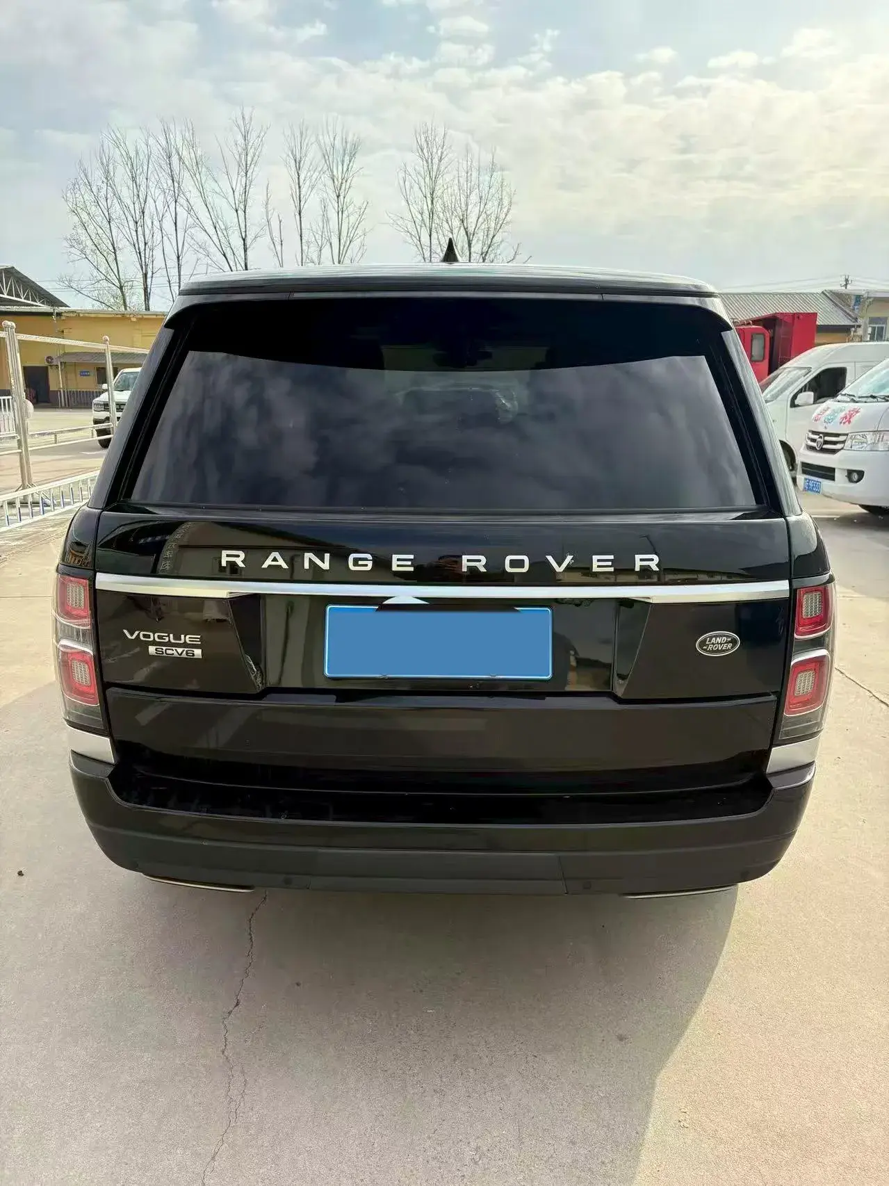 2019 BMW 7 thumbnail 3