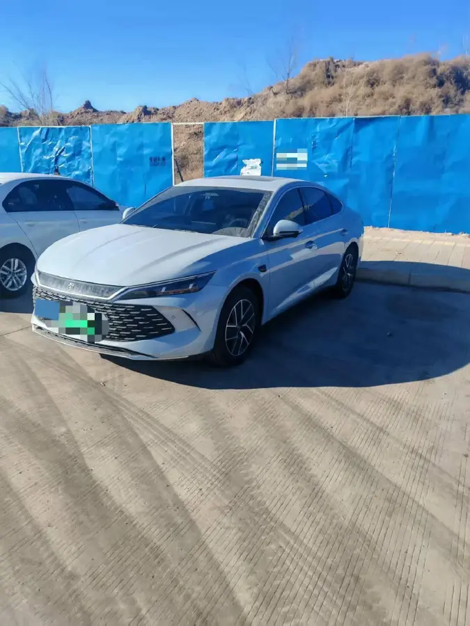 2025 BYD QinL 1.5L 101HP L4 E-CVT PHEV 15.87KWH