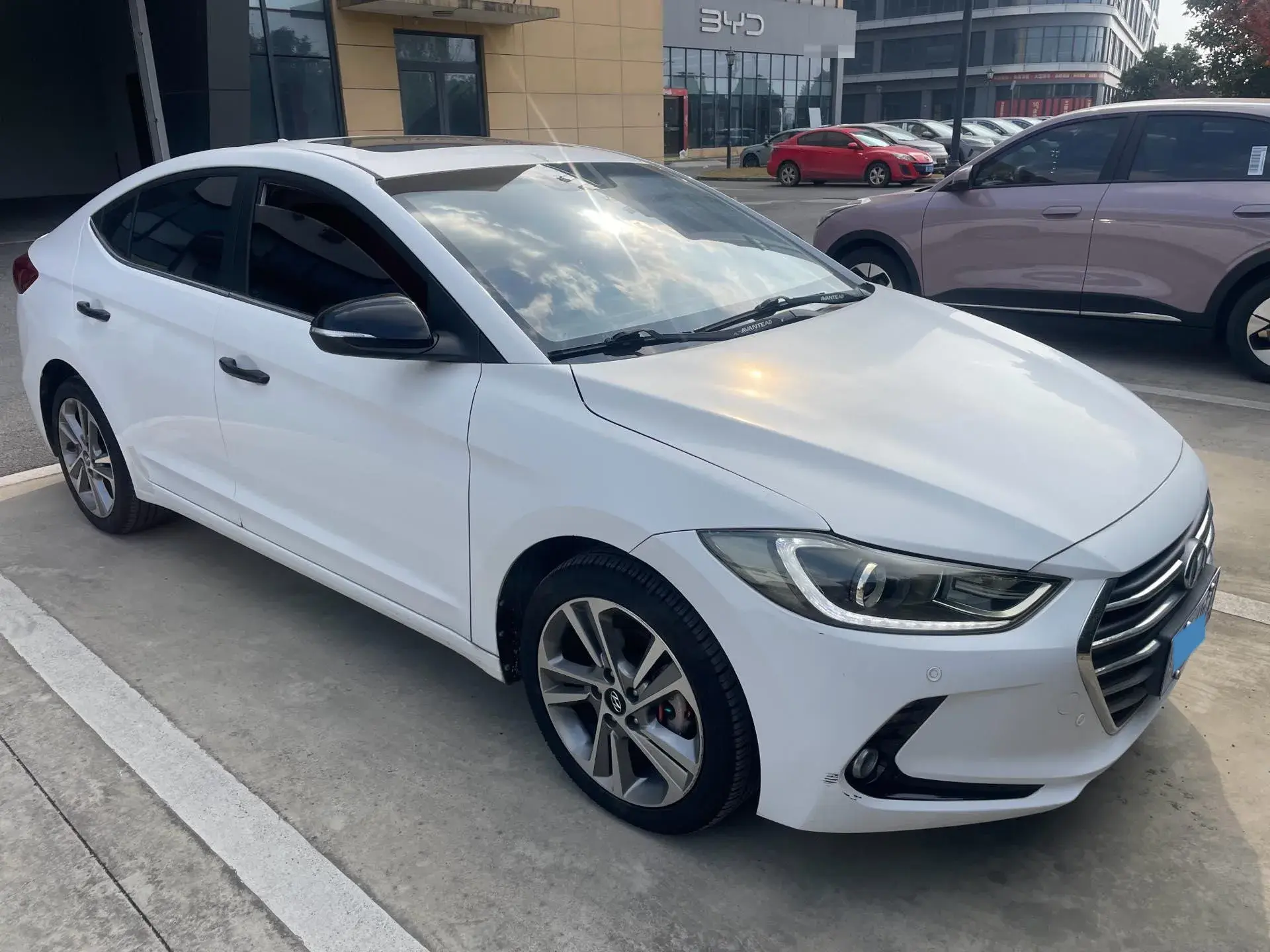 2016 HYUNDAI ELANTRA thumbnail 2