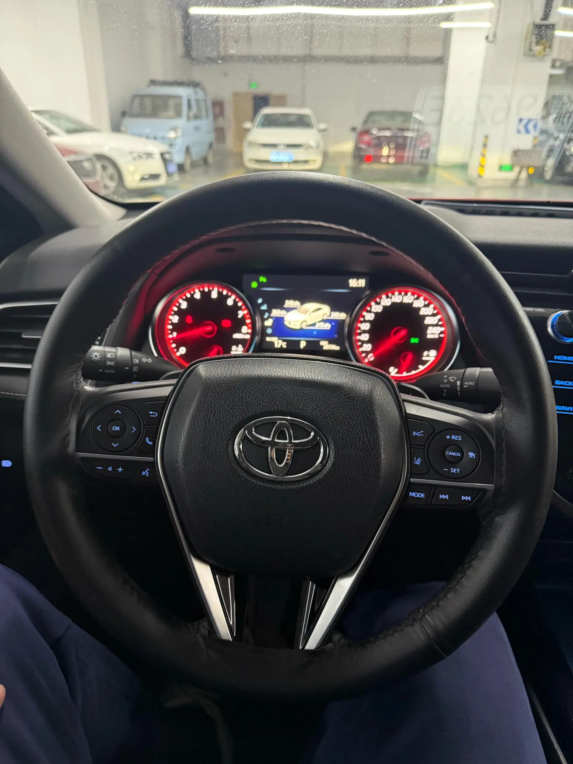 2019 TOYOTA CAMRY thumbnail 4