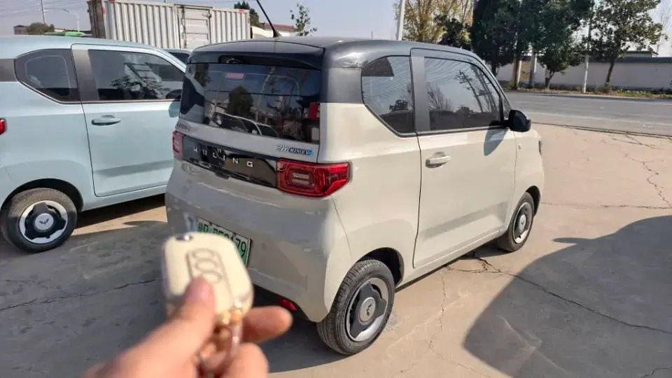 2022 WULING HONGGUANG thumbnail 4