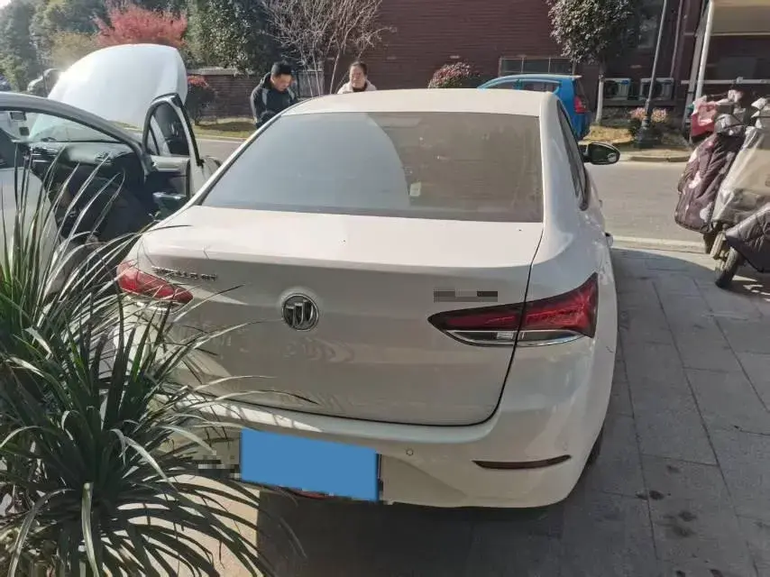 2021 BUICK EXCELLE thumbnail 2