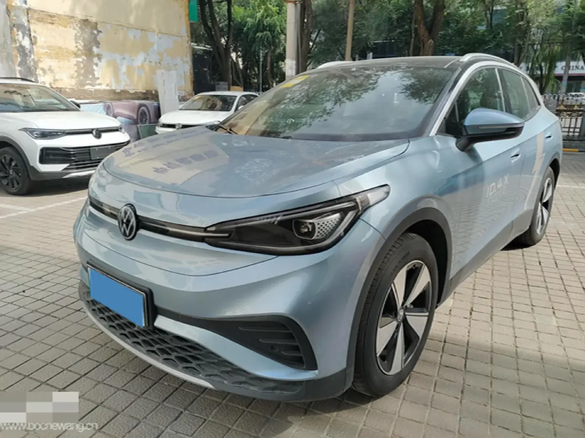 2025 Volkswagen ID.4 X BEV 52.8KWH