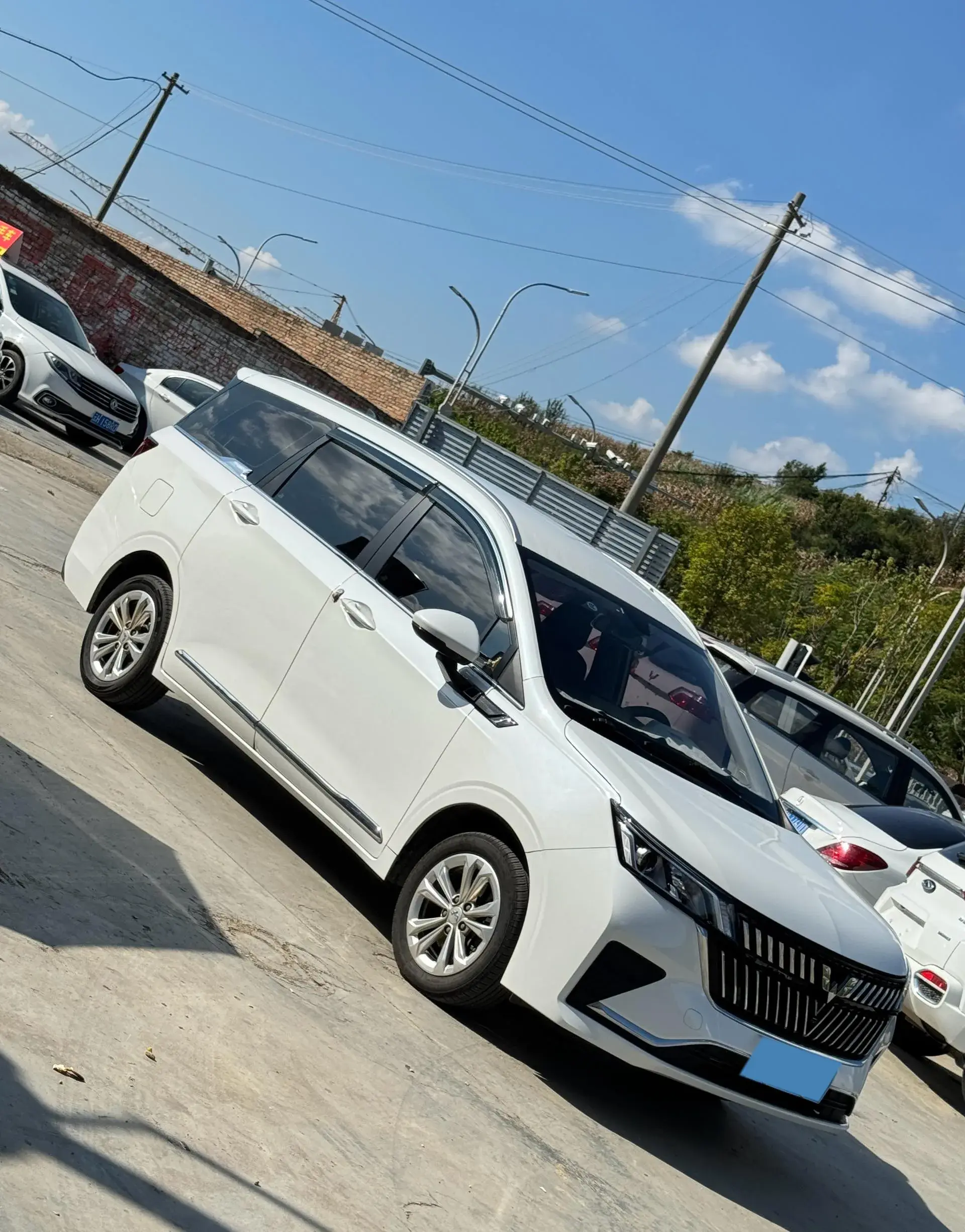 2022 WULING ZHENGCHEN thumbnail 2