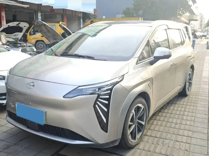 2023 Everus VE-1 BEV 61.3KWH
