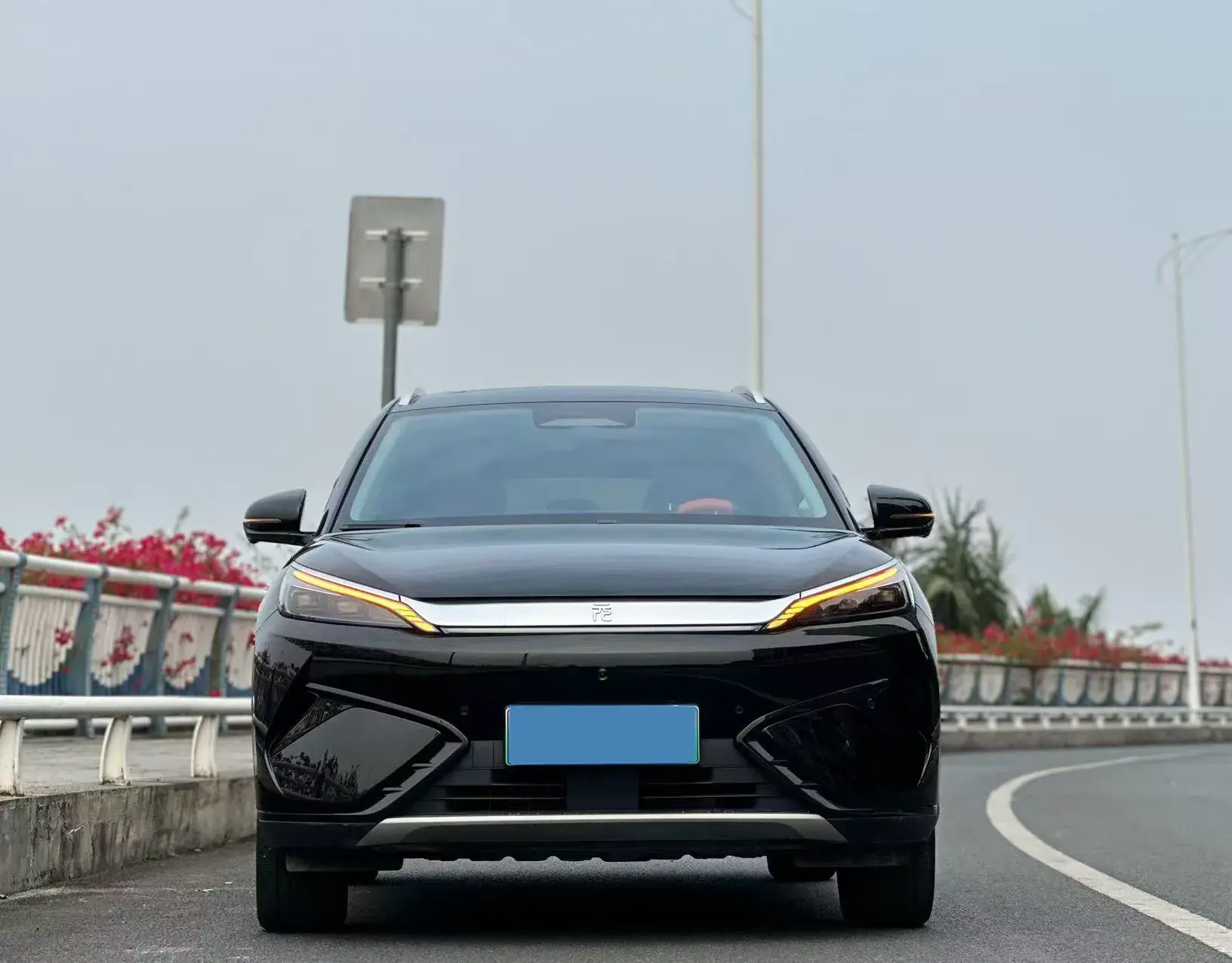 2025 BYD YUAN thumbnail 2