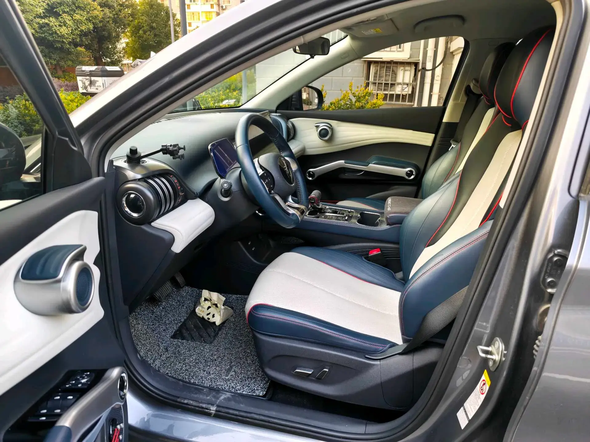 2022 BYD DESTROYER thumbnail 4