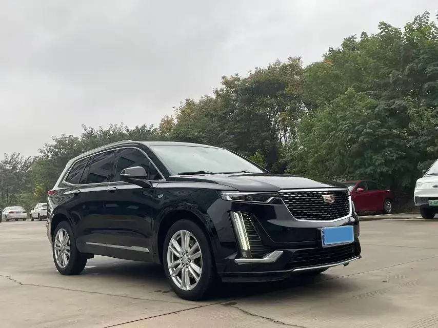2022 CADILLAC XT6 thumbnail 3