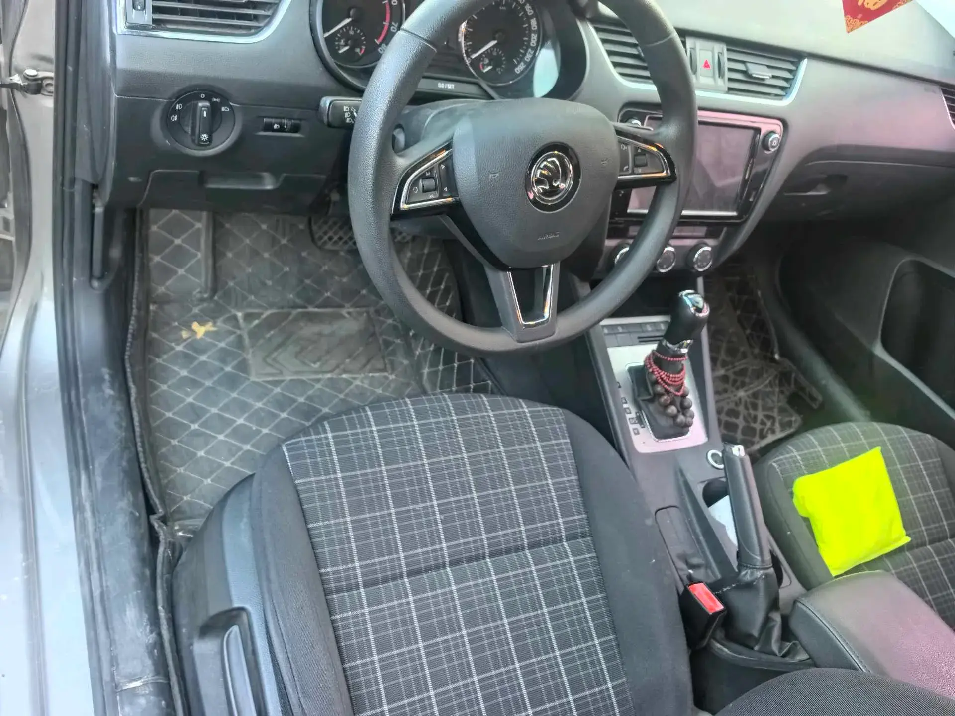 2019 SKODA OCTAVIA thumbnail 4