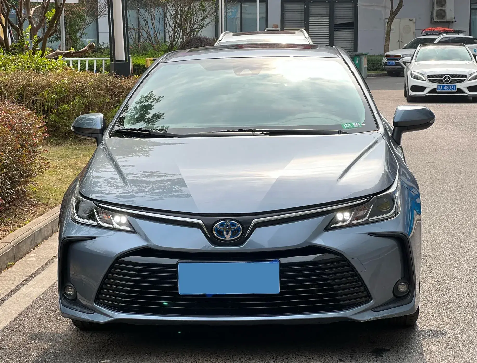 2022 TOYOTA COROLLA thumbnail 3