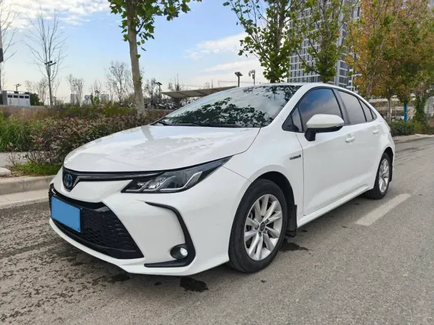 2024 Toyota Corolla 1.8L 98HP L4 E-CVT Hybrid