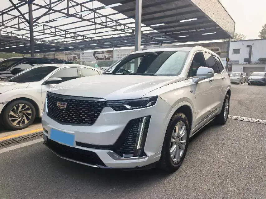 2021 CADILLAC XT6 view 1