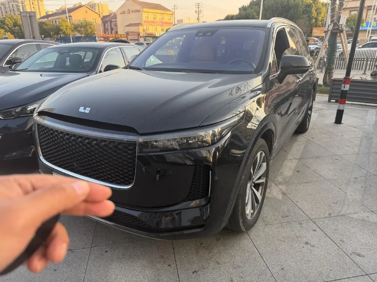 2020 Li ONE Range Extended 131HP REEV 40.5KWH