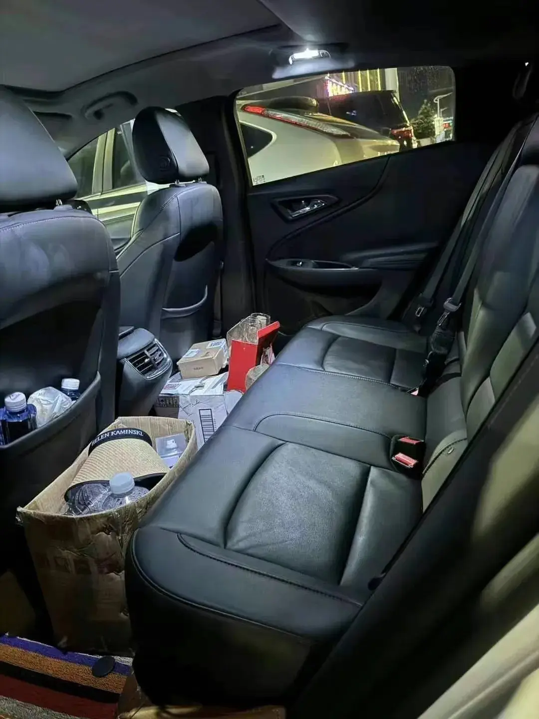 2019 CHEVROLET MALIBU thumbnail 4