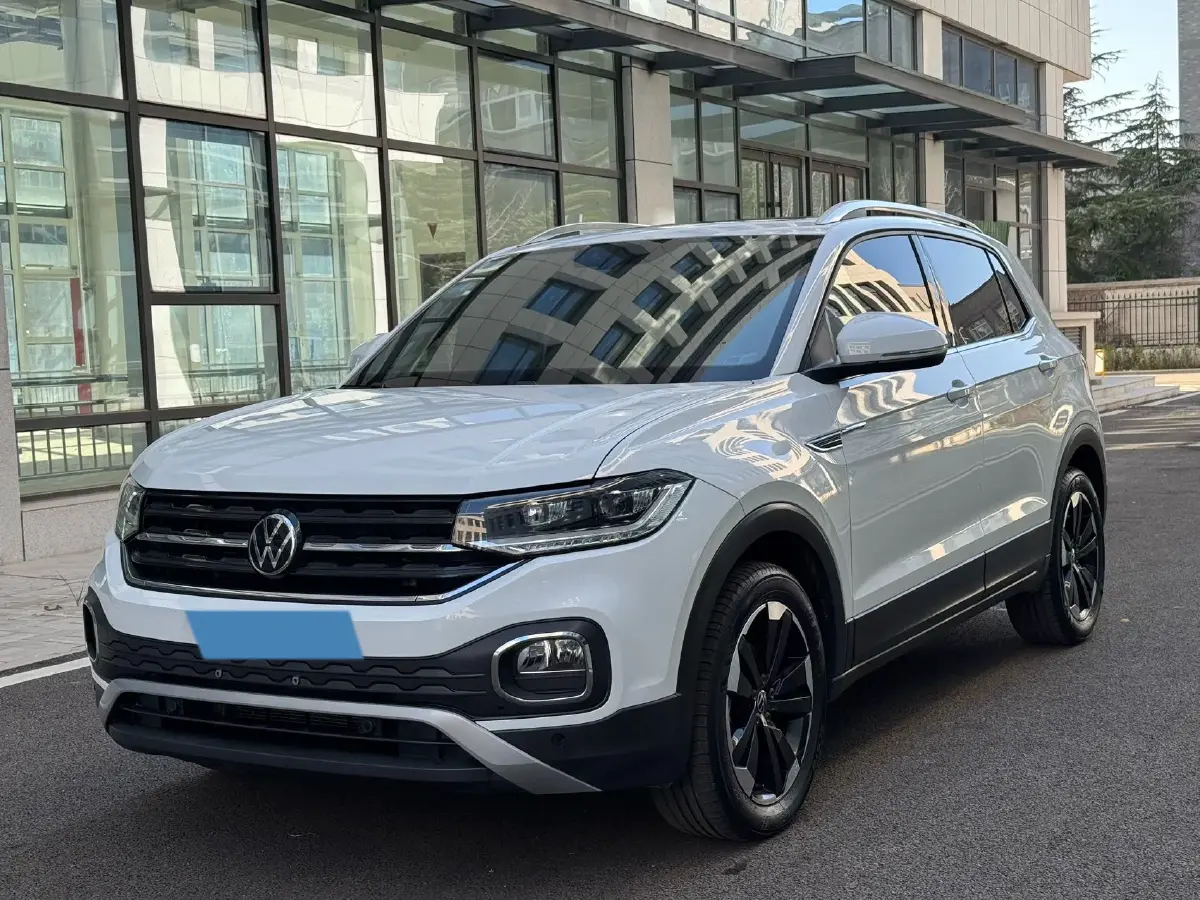 2021 Volkswagen Tacqua 1.5L 113HP L4 6AT