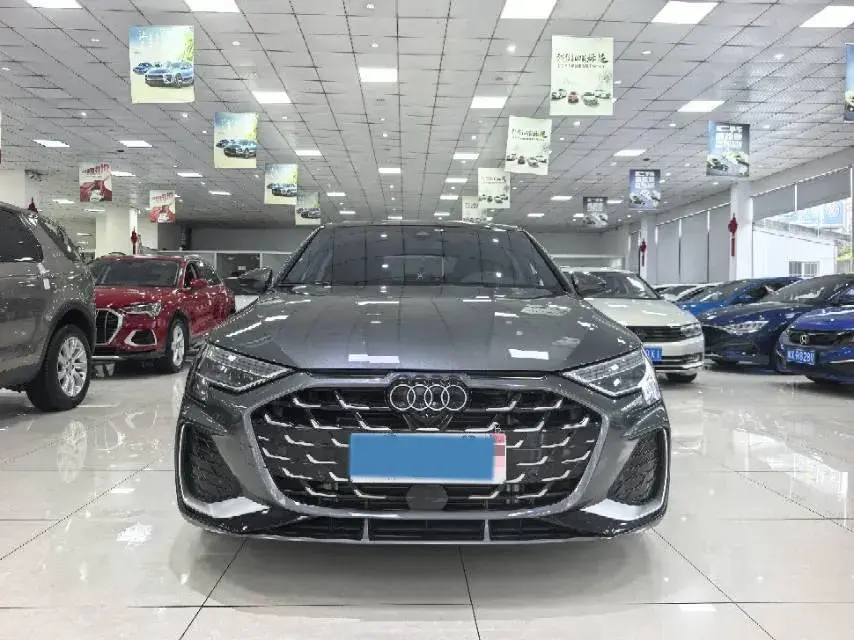 2025 AUDI A3 thumbnail 3