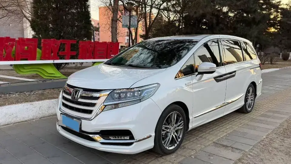 2019 Honda Elysioin 2.0L 146HP L4 E-CVT Hybrid