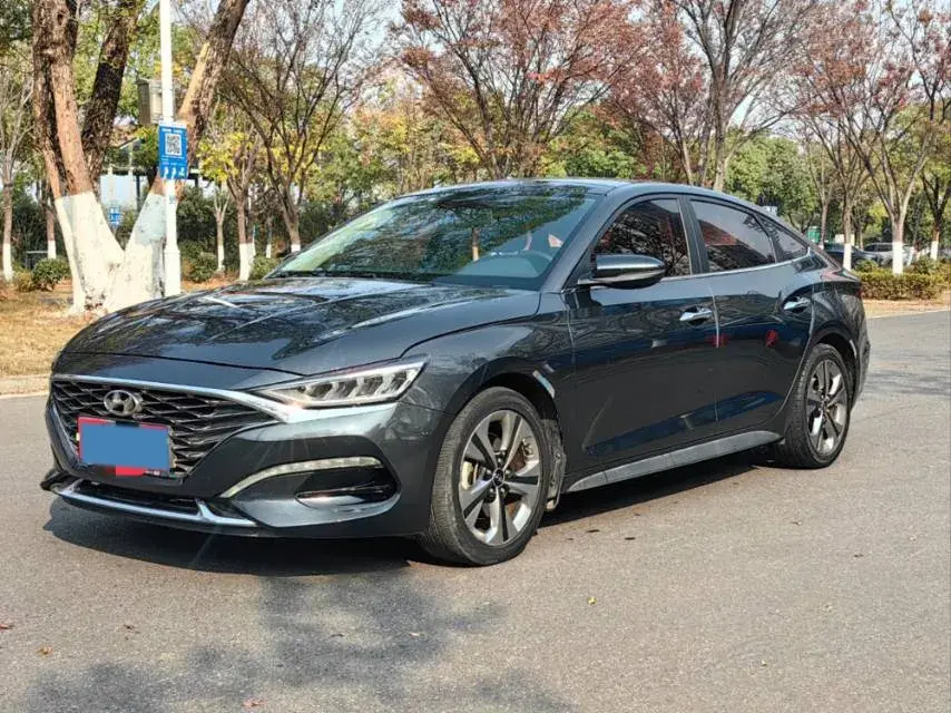2019 Hyundai La Festa 1.6T 204HP L4 7DCT