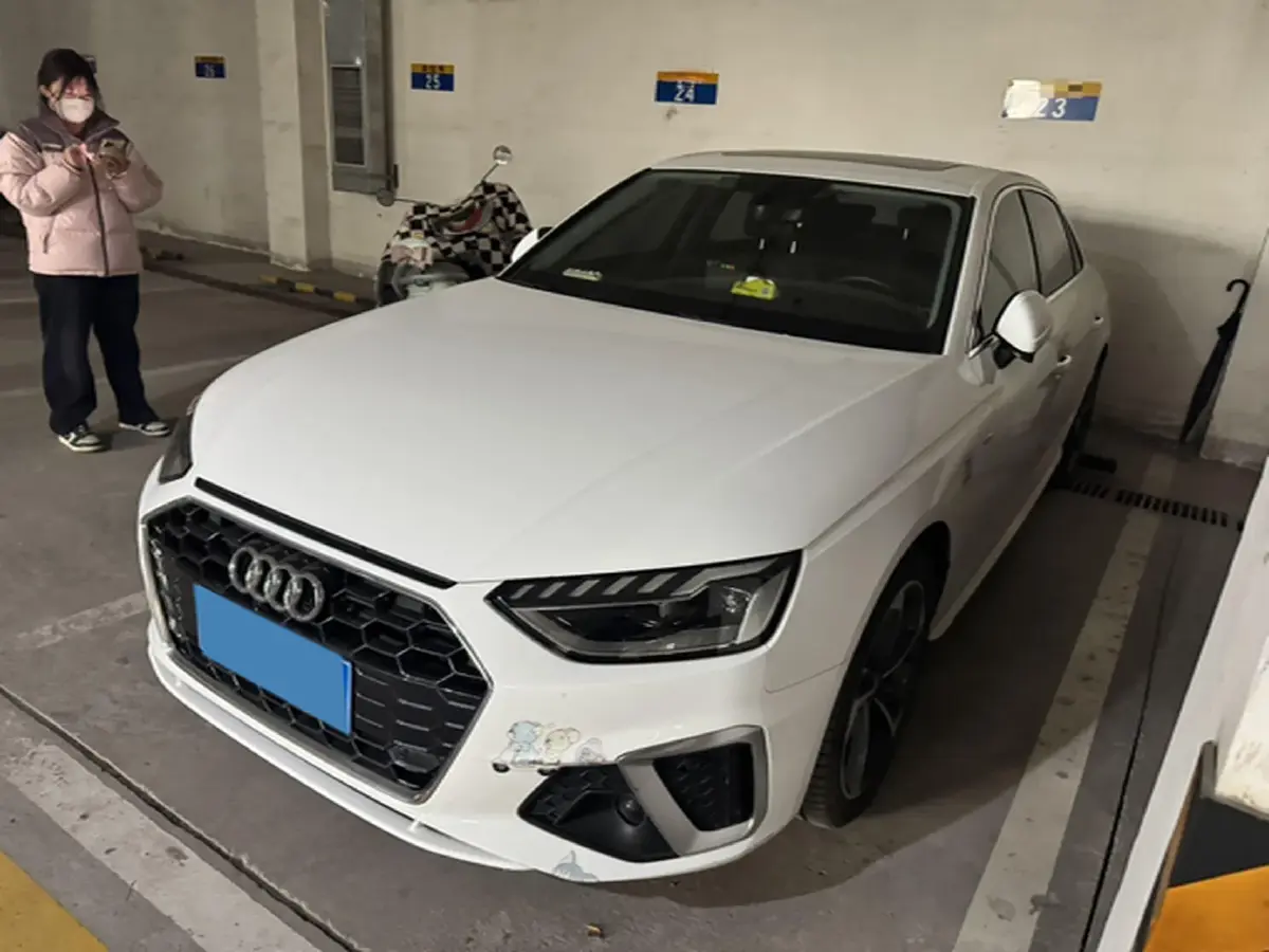 2020 Audi A4L 2.0T 190HP L4 7DCT