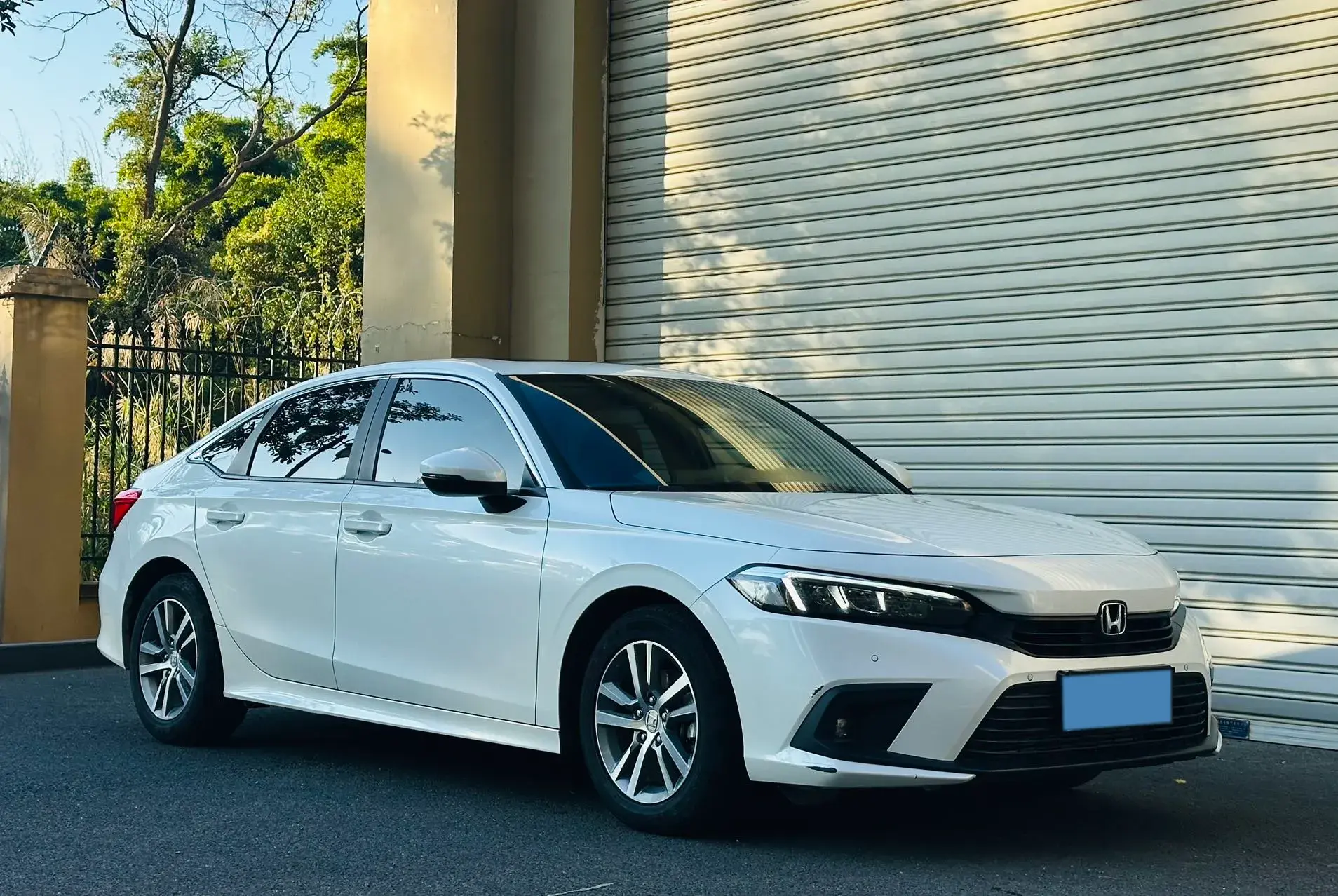 2023 HONDA CIVIC thumbnail 3