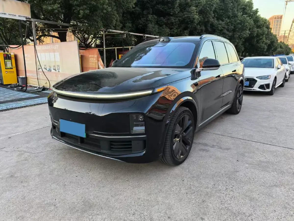 2022 Li L9 Range Extended 154HP REEV 42.6KWH