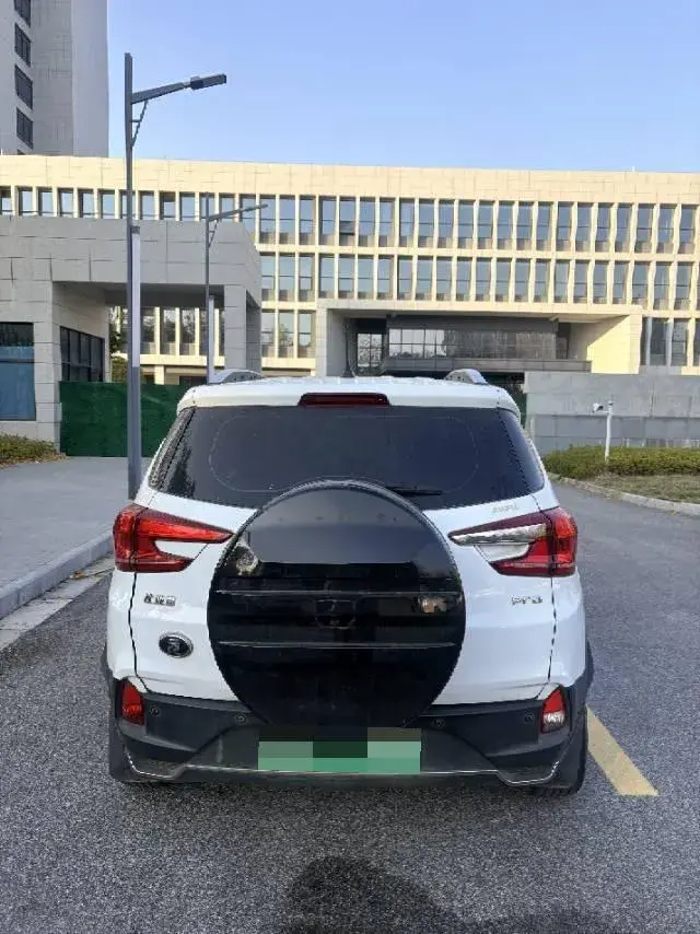 2021 BYD SONG thumbnail 4