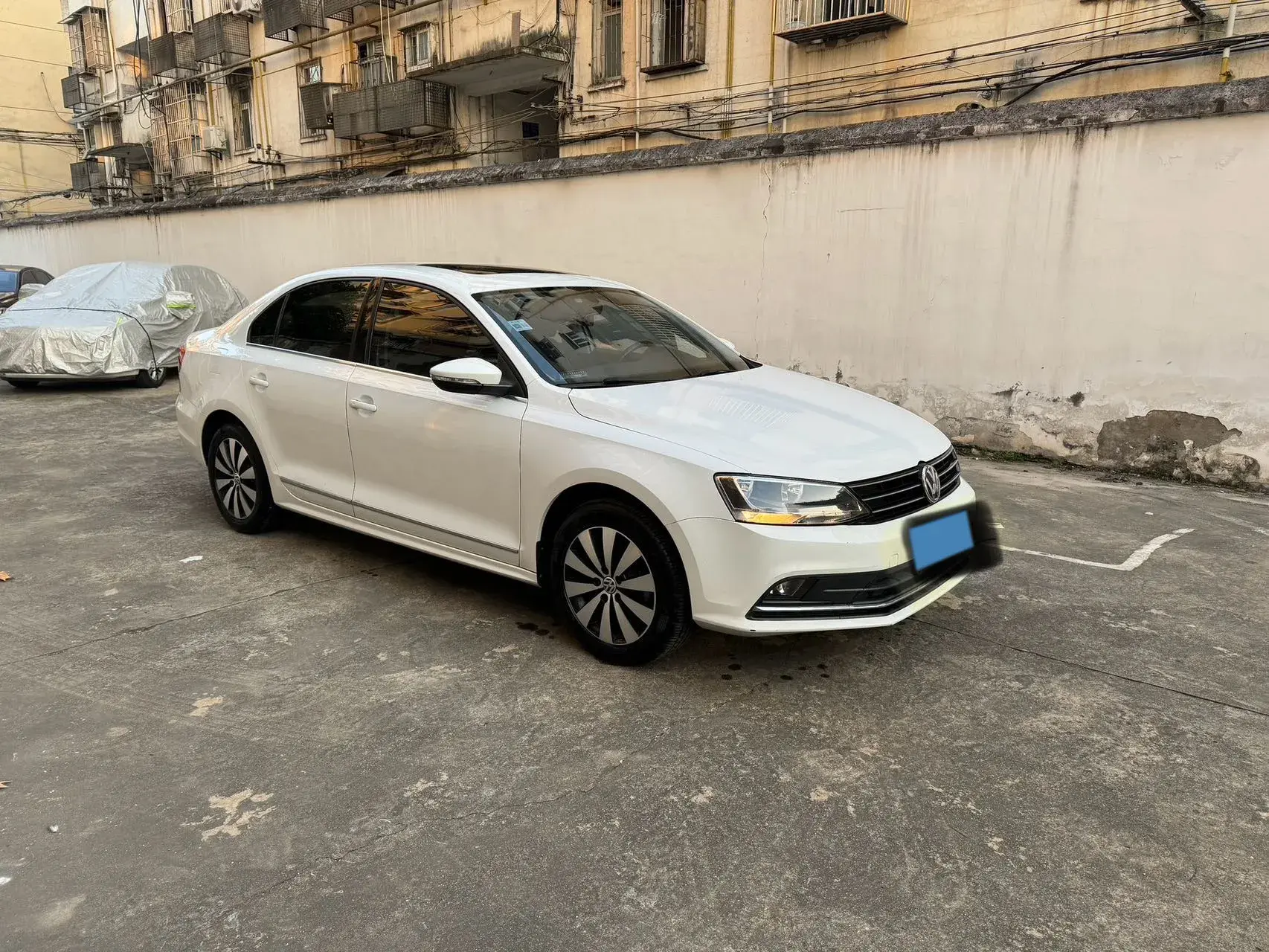 2018 VOLKSWAGEN SAGITAR thumbnail 2