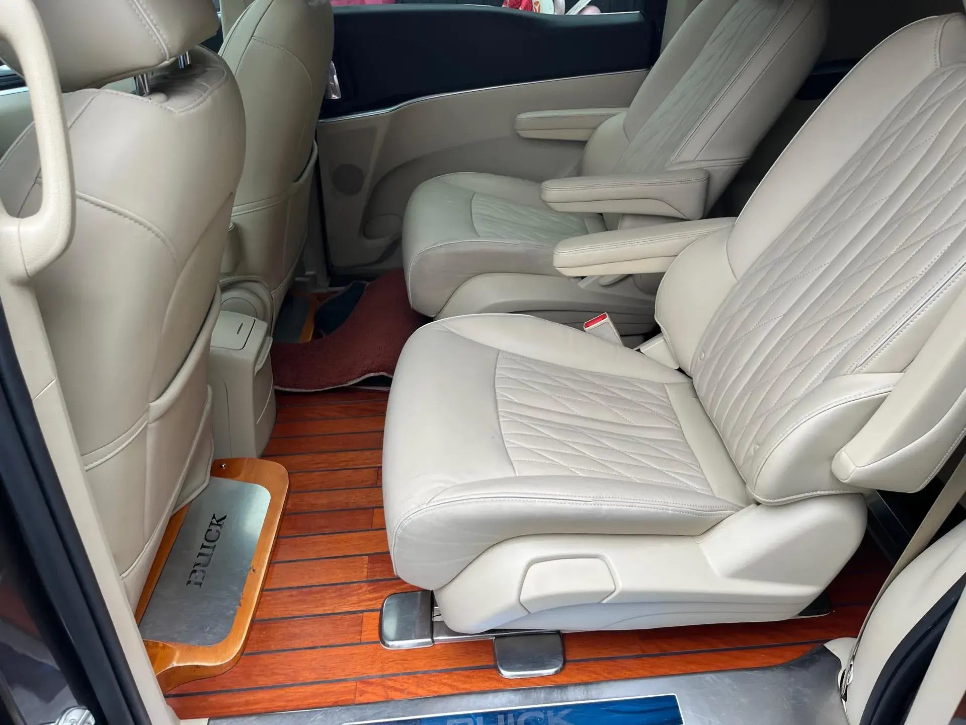 2023 BUICK GL8 thumbnail 3