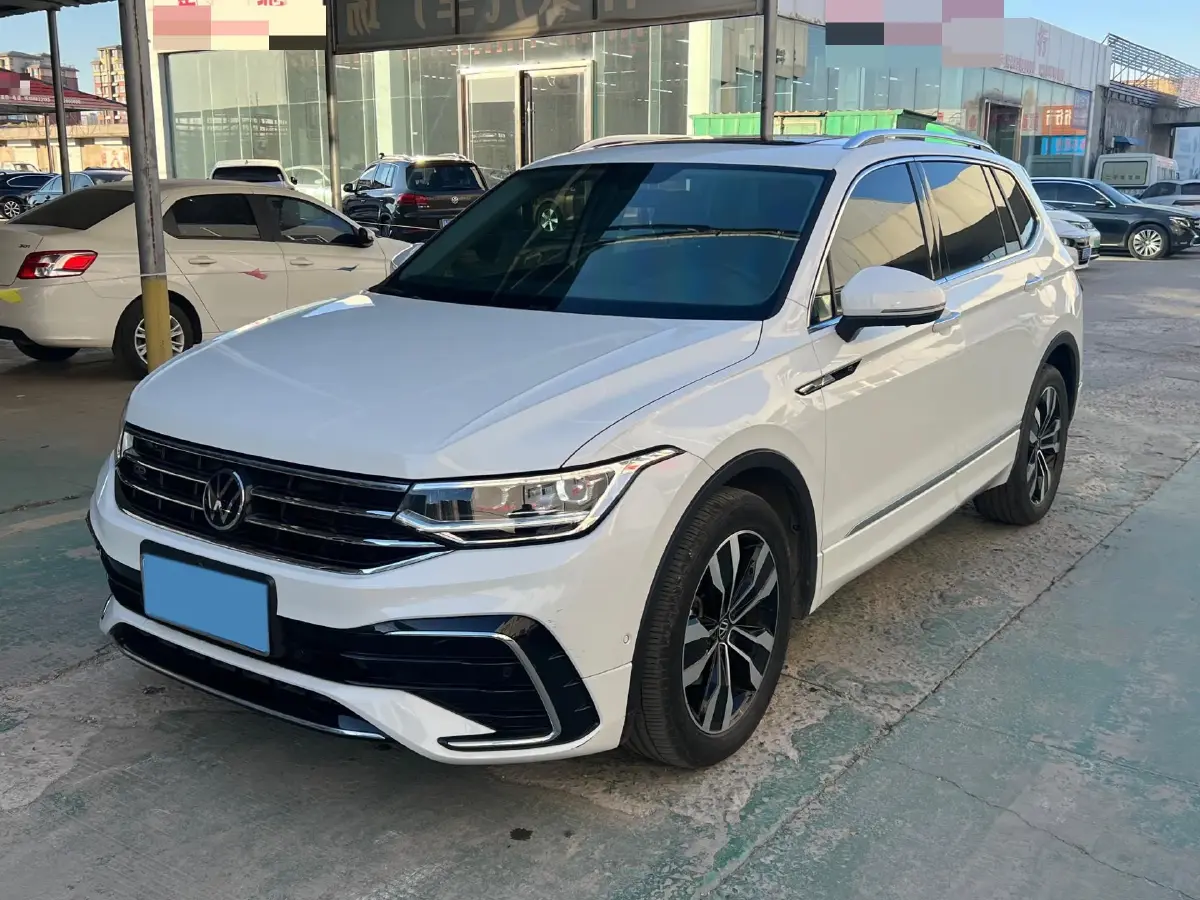 2024 Volkswagen Tiguan L 2.0T 186HP L4 7DCT