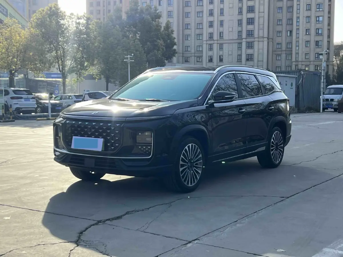 2023 Chery Tiggo 9 2.0T 261HP L4 8AT